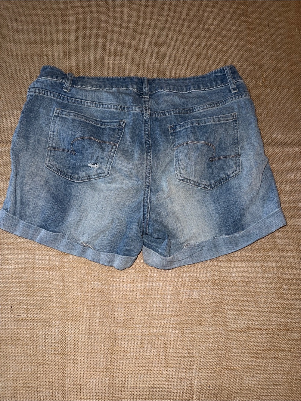 Time and Tru Light Blue Distressed Rolled Hem Jean Shorts - Picture 4 of 4